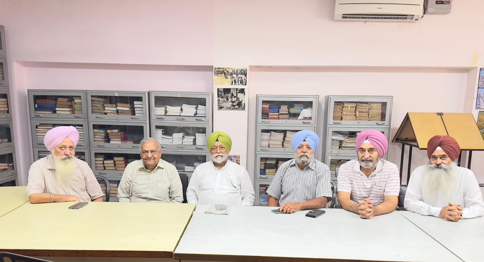 पंजाब में पुलिस मुठभेड़ें, गैंगस्टरों के नाम पर फिरौती, प्रमुख लोगों की हत्याएँ, पुलिस हिरासत में मौतें, ये सब पंजाब में पुलिस राज्य स्थापित करने के इरादे से किया जा रहा है।